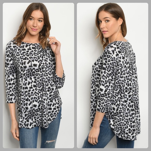 A Girl Thing Tops - 🇺🇸2 for $40 ❤️animal print top